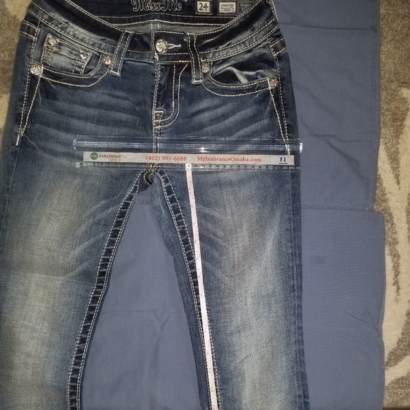 Miss Me Women's Capris - Picture 8 of 9